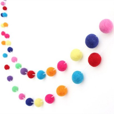 Hand-made wool string Felt ball string Children room model room decoration